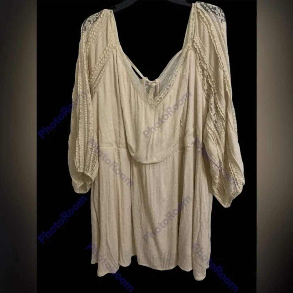 Torrid Lace Top Size 6X Ladies 3/4 Sleeve Lace Inset Blouse NWT Cottagecore